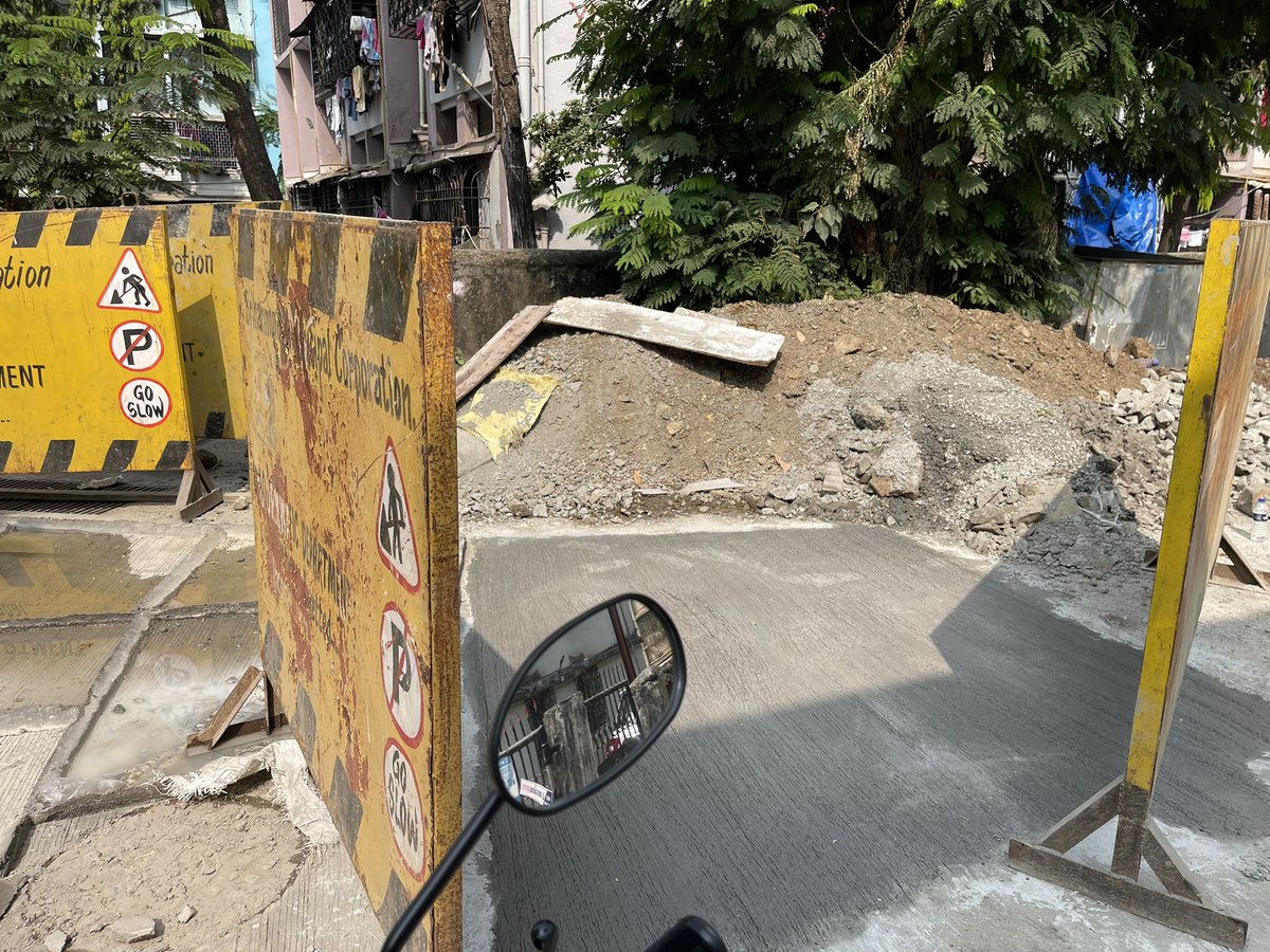 rahilcr7's tweet photo. @dsoni0087 @mybmc @mybmcWardRN @Sunilrane_bjp @nitin_gadkari @PiyushGoyal @mybmcRoads @SanjayRupadhyay Thank you for helping with removing the vata’s on the inner stretch and finishing concrete on the remaining portion. Still a lot of dirt left on the road. Please assist. Thank you for providing the residents with a concrete road and congratulations on the victory! https://t.co/BzbeZ4wJnm
