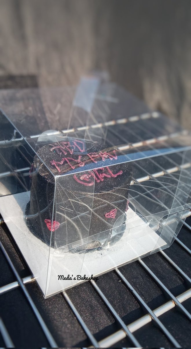 Medasbakeshop's tweet photo. Bento Szn!!

I'll have cakes available throughout this week.
24 hour notice on preorder,we only deliver fresh cakes🤭

Prices are on alt.

Happy New Week!!!

 #bentocakesinuyo #cakesinuyoandikotekpene #medasbakeshop #bentobox #uyobaker  #cakesinuyo https://t.co/iJKSmLb1rk