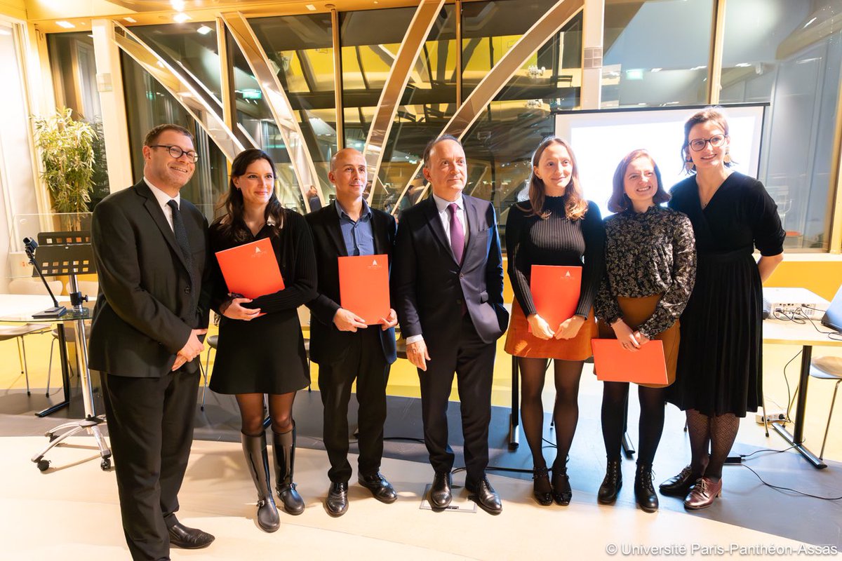 Journée des réservistes et Journée de la recherche. Deux belles occasions de mettre en valeur l’engagement et le talent des étudiants et jeunes chercheurs de <a href="/AssasUniversite/">Panthéon-Assas université</a> <a href="/FranceUniv/">France Universités</a> <a href="/sup_recherche/">Ministère Enseignement supérieur/Recherche/Espace</a>