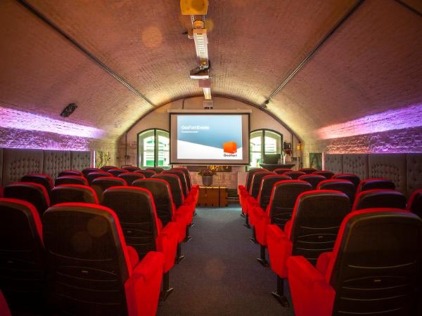 MeetingReview tweet media