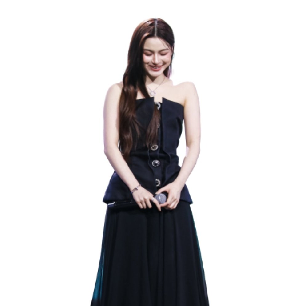 Another legendary look for Prim tomorrow ✨❤️
#primiily 
#GMMTV2025