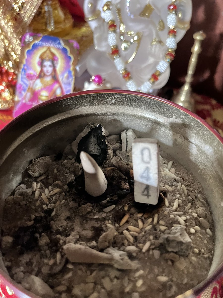 Sky1M2's tweet image. ขอให้ทุกท่านมีโชคร่วมกันค่ะ 044เลขธูป 341พ่อจับให้ 🙏🙏🙏🙏