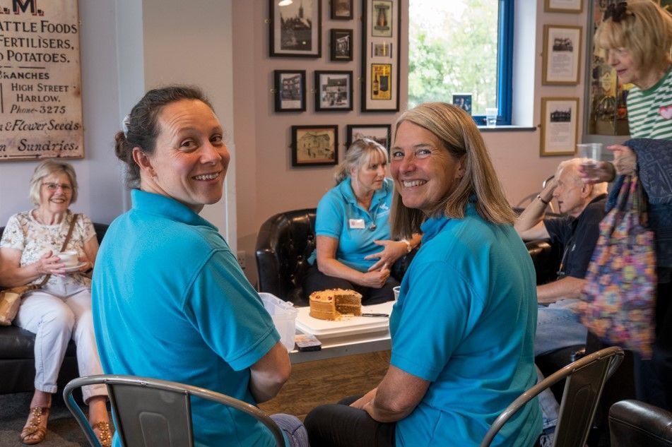 HummingbirdCSG's tweet image. 🌼 Monday Session Today at Hummingbird Cancer Support Group 🌼

Good morning! We’re looking forward to welcoming you to our session today at South Mill Arts, Bishop’s Stortford, from 10:30 to 13:30.

#HummingbirdSupport #CancerCare #MondaySession