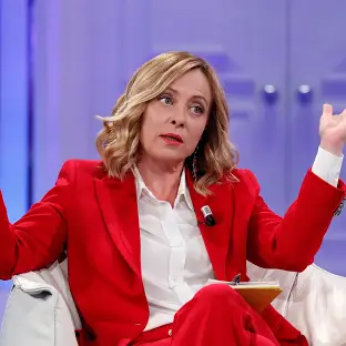 La #Cina a breve imporra' dazi sui prodotti agro-alimentari italiani come ritorsione per la scelta del governo #Meloni di votare al Consiglio #UE a favore dei dazi sulle auto elettriche cinesi (tra l'altro anche quelle prodotte a Shanghai dal suo amico #Musk)

Noi non guadagniamo