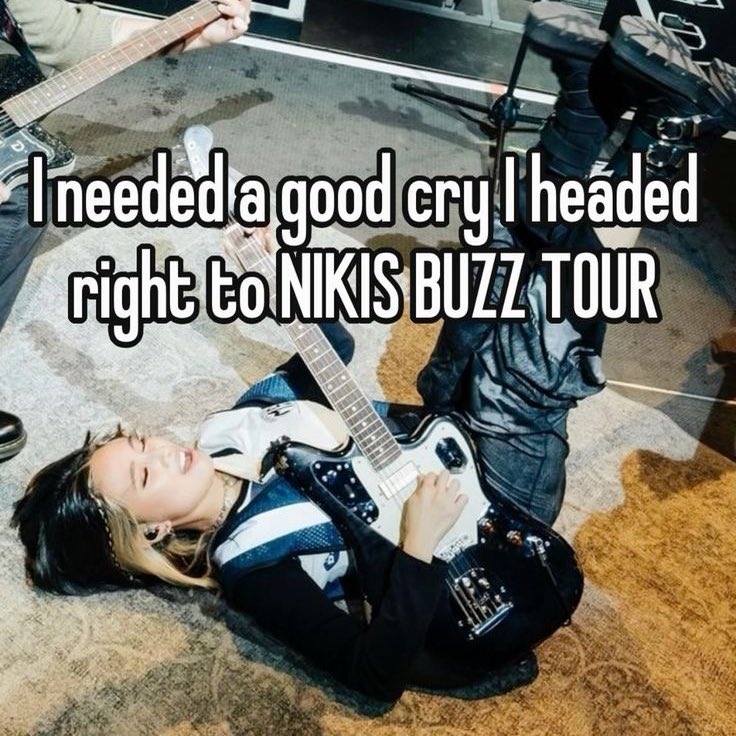 WTB LFS PH
(want to buy po)

— (1) FLOOR STANDING
— second day (feb 12) 
— budget: 6k-7k
— can do meet up around ortigas or megamall
— physical tix or sabay icclaim

#NIKIBuzzTourMNL