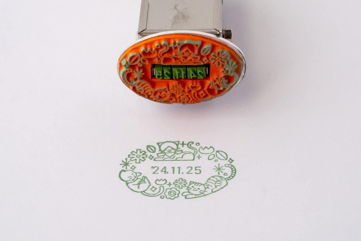 satakeshunsuke's tweet image. サンビー株式会社とのコラボレーション日付印のデザインをしました。ライオン、トリ、ネコ、シロクマの4種類。限定生産のため一般発売はされていないですが、来月の東京個展で少し販売できそうです🙂
shunsukesatake.com/work/4085/