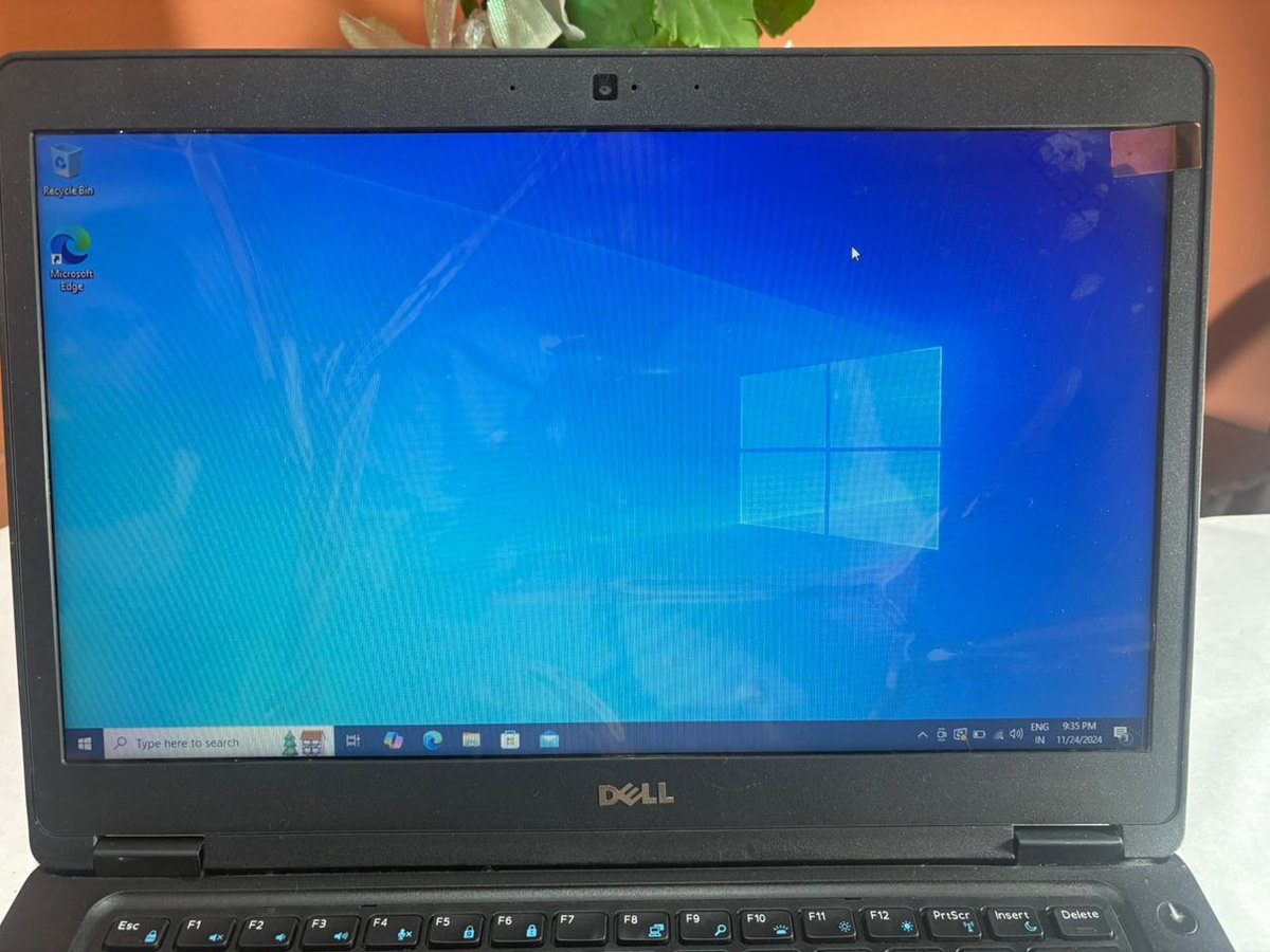 VerticalBytes's tweet photo. 💻 Dell Latitude 5490 – Refurbished Excellence!
 Windows: Windows 10 Pro with licence
15000/- include Gst
Without Adapter+ courier charge
COD Available

Contact us
+91 92055 76766

🎯Grab this premium deal today at an unbeatable price at https://t.co/qPDkwD88w4   🚀 https://t.co/kfkpgMwT9Z