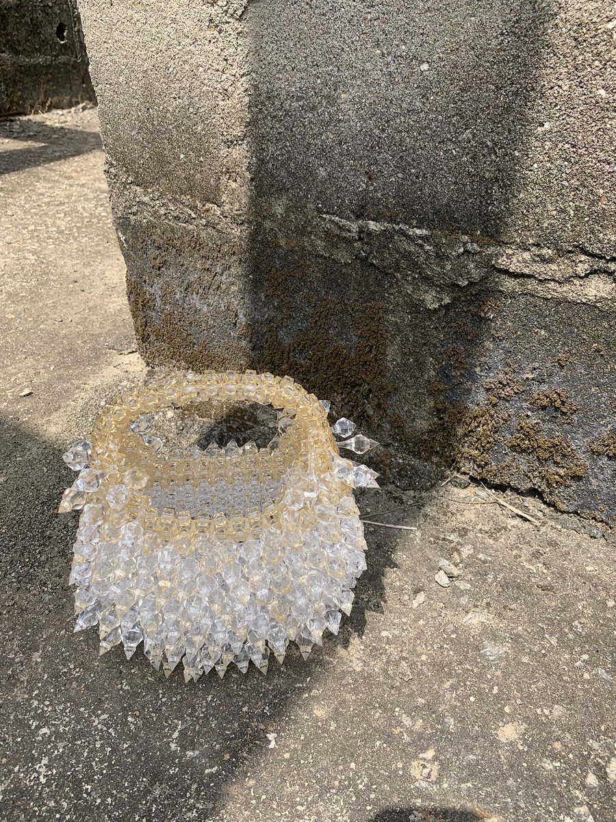 DebraAustine's tweet photo. @unusualphyna I make beaded  bags and crochet outfits https://t.co/s4swiIDyLQ