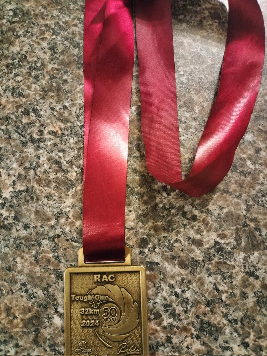 PuleZtro's tweet photo. #MedalMonday
#RACToughOne https://t.co/q2G99hjGVF
