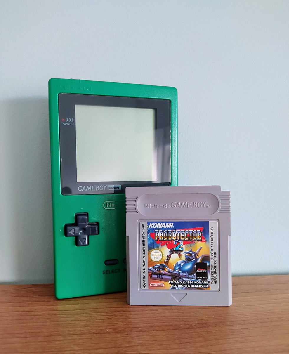 Charlss37's tweet photo. Buenos días a tod@s!!! 😊☀️
Vamos a por la semana!! 💪💪
#Konami 1994
#Probotector2 💥
#Gameboy 👾 #Nintendo 🍄 https://t.co/cSn80QepfH