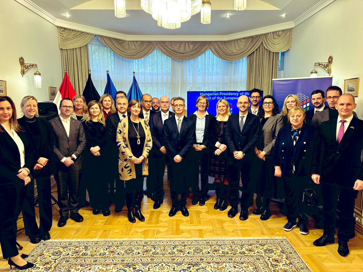 tamasivankovacs's tweet photo. ππΊπͺπΊπ§πͺ During our latest @HU24EU #Hungarian #EU #Presidency program in #Belgium, we hosted the Heads of Consulates of EU & @EFTAsecretariat Member State #Embassies at our #Embassy of #Hungary in #Brussels. We are grateful for the excellent presentations of Ms. Emily #Breyne & Ms. Laura #Derweduwe of @CrisiscenterBE and Mr. Geoffrey #Eekhout of @BelgiumMFA. It was also my great pleasure to provide a progress report on our overall #Presidency program and our Embassy events in #Belgium π§πͺ & #Luxembourg π±πΊ to this preeminent group of #consular colleagues.