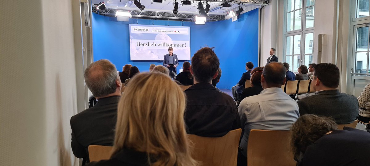 Mit Prof. Christina Teipen u. Prof. Caterina Rohde Abuba #HWRBerlin beim Abschluss-Event der Kampagne "100 Köpfe der #Wissenschaft" des <a href="/Tagesspiegel/">Tagesspiegel</a> 😊 tagesspiegel.de/wissen/themen/… <a href="/TspBerlin/">Tagesspiegel Berlin</a> <a href="/TspCheckpoint/">Tagesspiegel Checkpoint</a> <a href="/TspWissenschaft/">Tagesspiegel Wissenschaft</a> <a href="/LorenzMaroldt/">Lorenz Maroldt</a> @braincityb <a href="/HTMIBerlin/">HTMIBerlin</a>