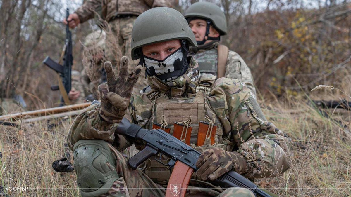 Happy Monday, everyone!
#StandWithUkraine 

📷: 43rd Mechanized Brigade