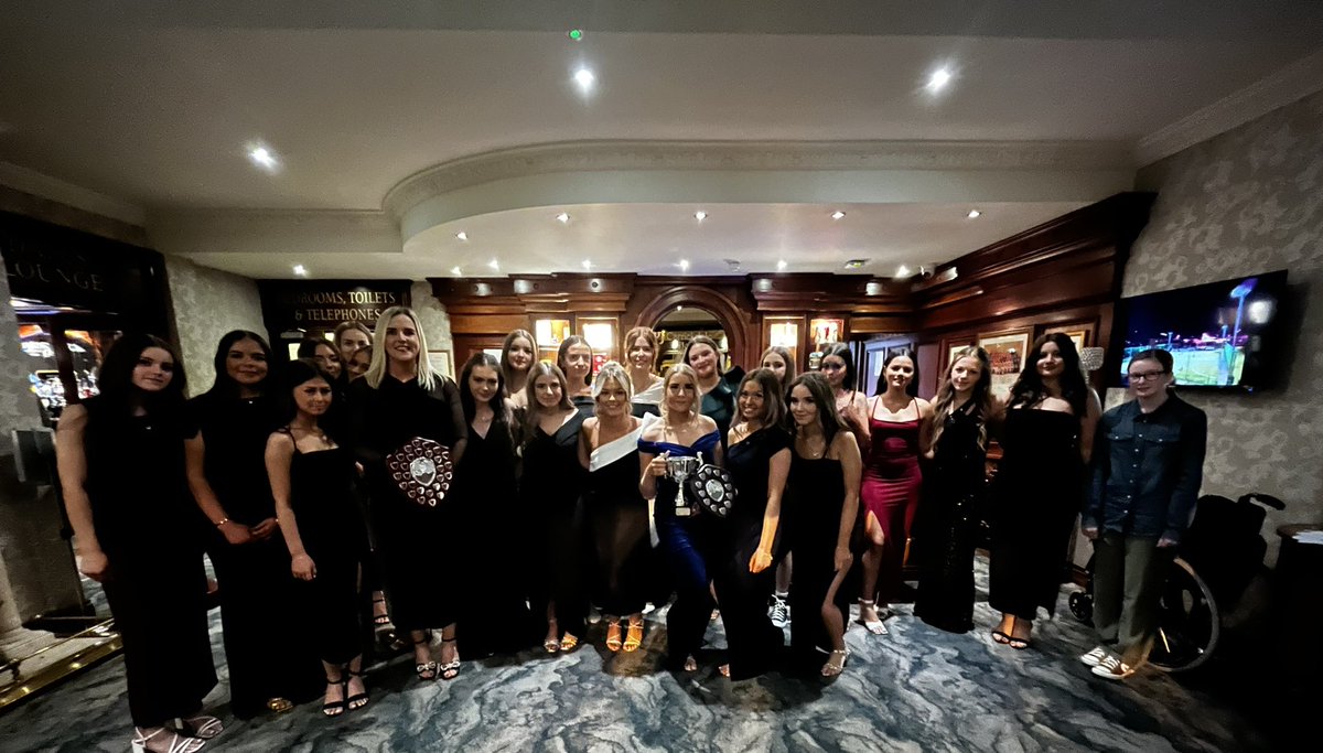 lismorecollege's tweet photo. Girls Gaelic Football News:

It was great to see so many Lismore students representing their club/county at the Armagh LGFA Awards Night on Saturday evening. 

The Lismore students are pictured with school coach, Mrs Ferris, who was also there representing her club.

Well done! https://t.co/w6zAsz0F5W