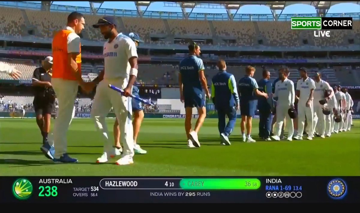 Shekhawat0005's tweet image. पर्थ टेस्ट- भारत ने ऑस्ट्रेलिया को 295 रन से हराया:दूसरी पारी में 238 रन पर सिमटा ऑस्ट्रेलिया, कप्तान बुमराह ने मैच में 8 विकेट लिए

 #Cricket #INDvAUS #PerthTest #ViratKohli #JaspritBumrah #KLRahul #NitishRana #WashingtonSundar #SamCurran x.com/Indiawaalee/st…