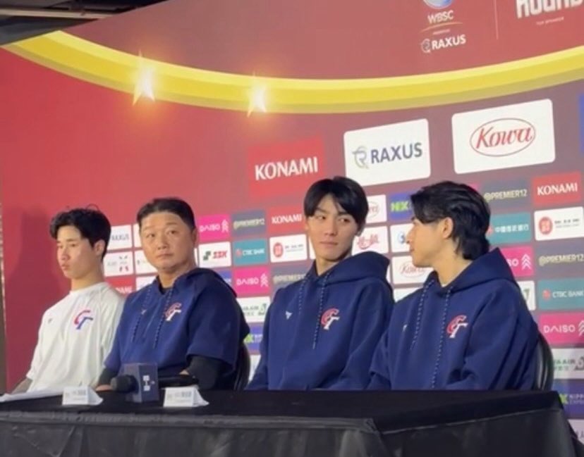 sakuryo719's tweet image. 台湾 vs 韓国の記者会見
晨威くんと傑憲さん

やはりうち晨威くんが好き❤️