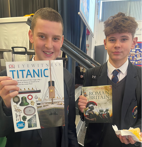 bthcc_college's tweet photo. Our Non-fiction November lucky dip winners! Well done to everyone for getting involved!
Non-fiction books are a brilliant way to engage readers and bring information alive. Please encourage your child to visit our school library.
#bthreads #bthway https://t.co/lw0Guy2yQ0