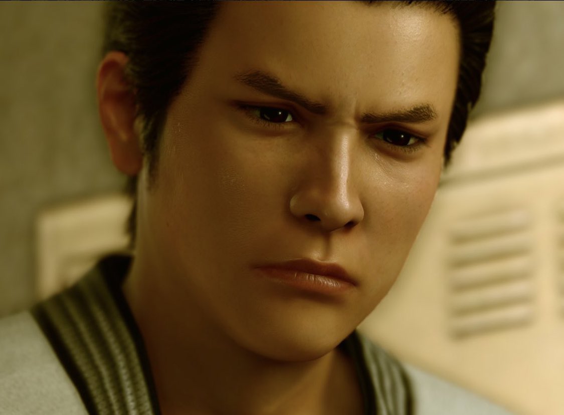 kiryugleoite's tweet image. he came out of the womb mad