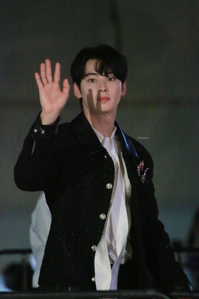 ˗ˏˋ𝙩𝙤𝙤𝙠𝙩𝙖 ☺︎︎⛅️ tweet media