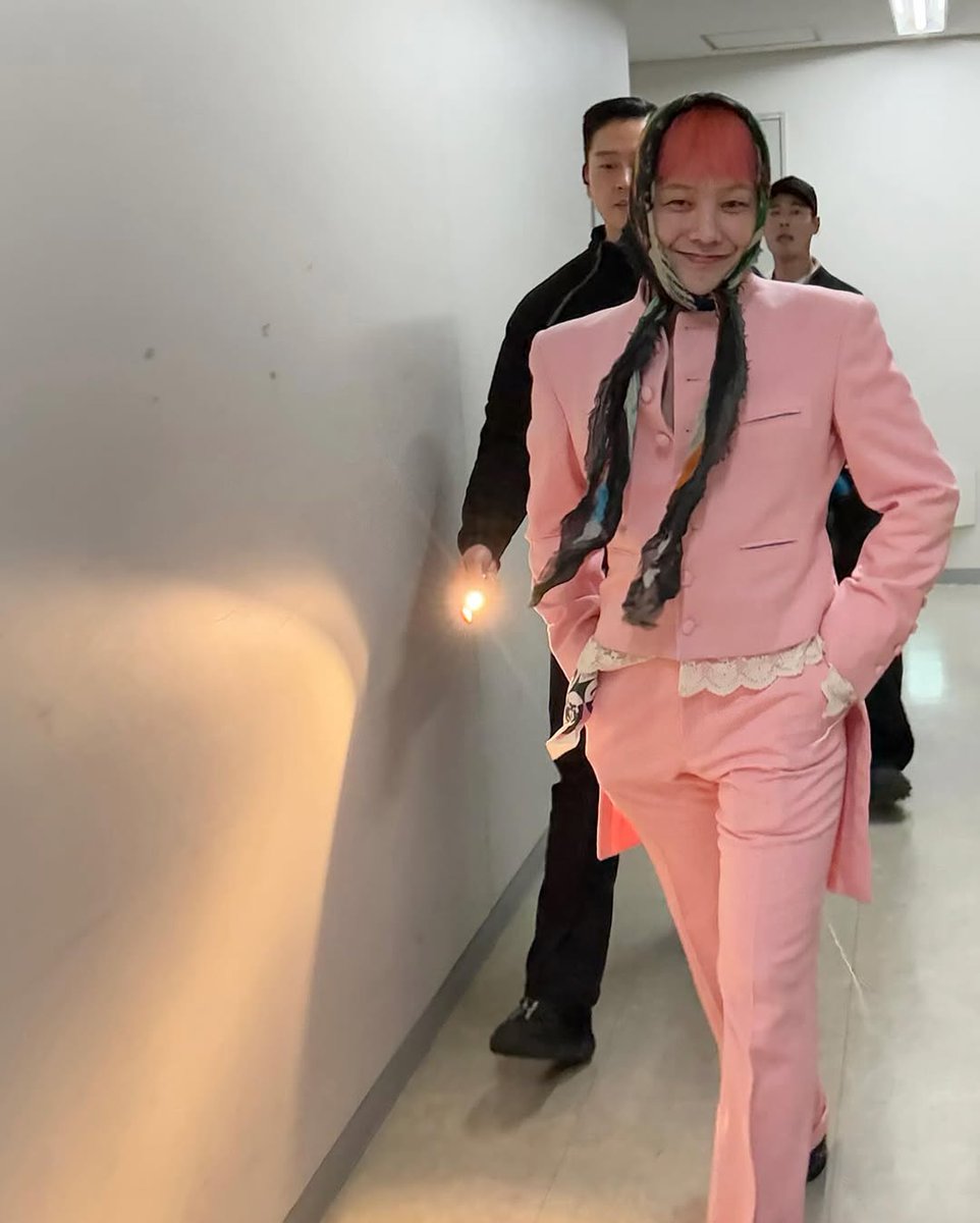 G-DRAGON INTERNATIONAL tweet media