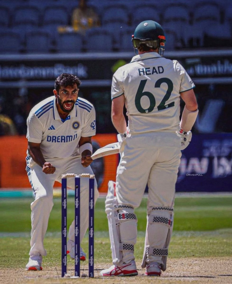kpankaj6's tweet photo. November returns 🎇
🇮🇳❤️🇮🇳
#INDvsAUS 
@Jaspritbumrah93 
@BCCI https://t.co/r7REKAsaZB