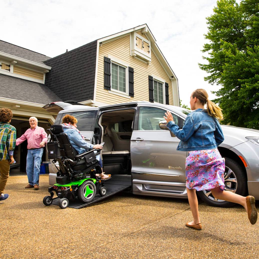Thanksgiving is just around the corner, and it coincides with National Family Caregiver Month. As you gather with family this week, don't forget to thank those who support individuals with disabilities.
#Caregiver