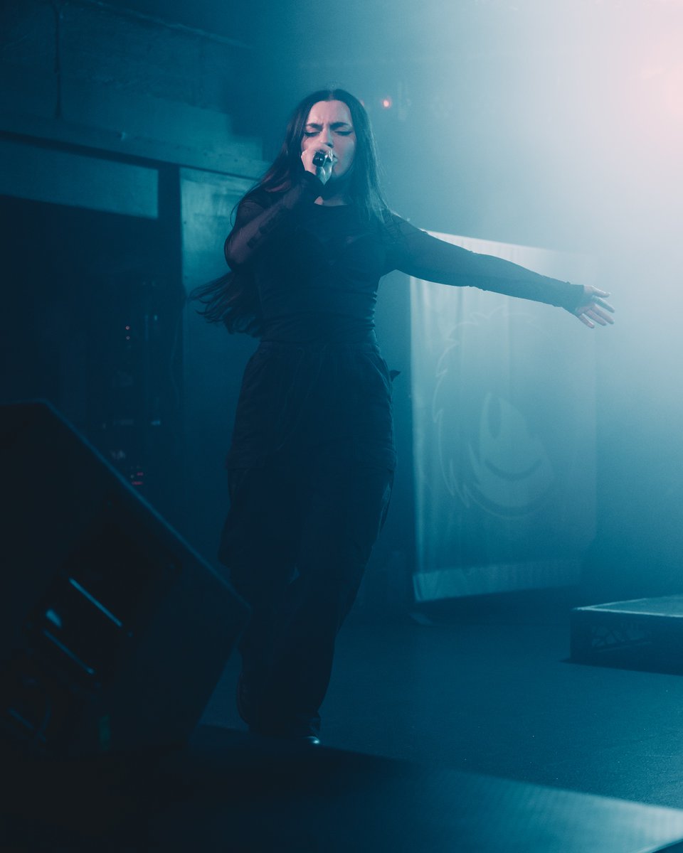 sixthwonderband's tweet photo. What an incredible night at @CathouseGlasgow supporting Ten Years Too Late. Massive thanks to the guys for bringing us on last minute 🖤

📸: David Prentice https://t.co/lcPyGEWCxB