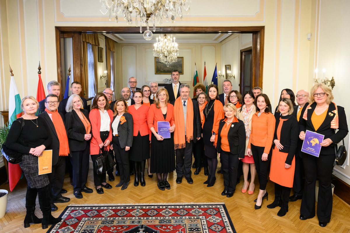 Ili_Ivanova's tweet photo. On International Day for the Elimination of Violence Against Women, at the Hungarian embassy in Sofia, my successor @EZaharievaMFA and I said NO to violence against women.

Today we #OrangeTheWorld to #SayNoStopVAW 🧡

➡️ https://t.co/RQoTTPPAPy https://t.co/eWt4xga12k