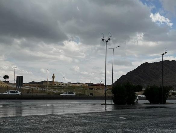 طلّة شِتاء ، وحَنين غَيم ، ورَيحة مَطر