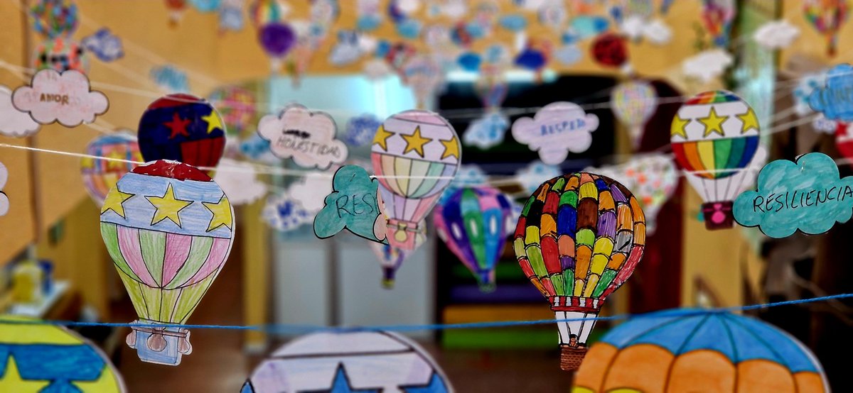 Hoy, 25 de noviembre, Día Internacional de la Eliminación de la Violencia contra la Mujer, nos acordamos de todas las mujeres en el mundo y, por supuesto, de sus hijos e hijas. <a href="/SusannaIsern/">Susanna Isern</a> <a href="/SilviAlvarezC/">Silvia ÁLvarez</a>  <a href="/educacyl/">Educación JCyL</a>