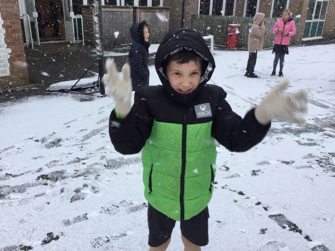 Image from Sinnington Community Primary School (@SinnRLT)