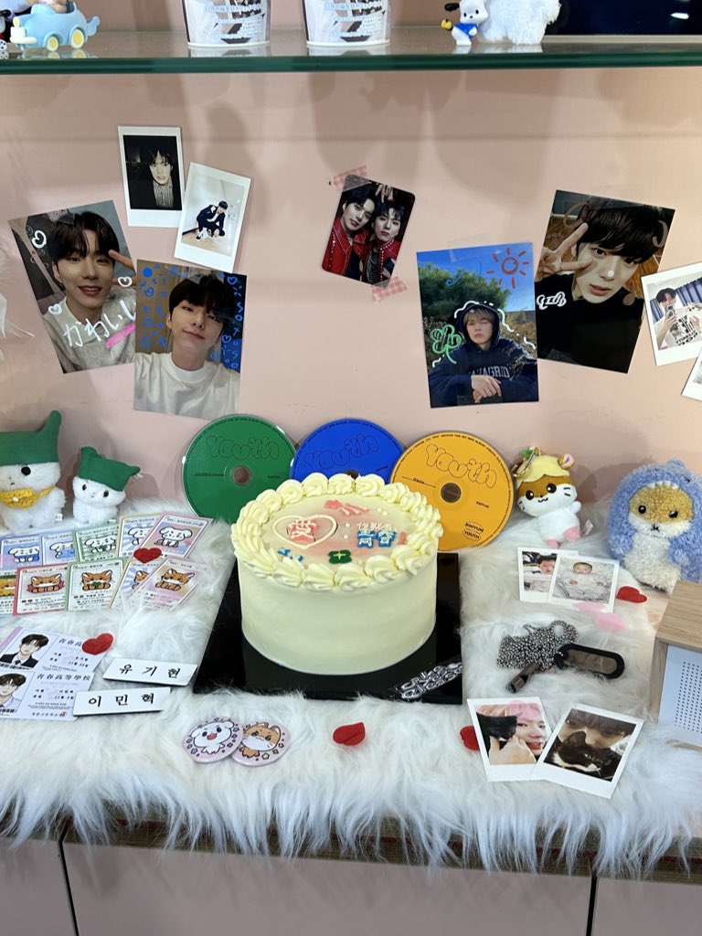 mhkhx9311's tweet photo. #설익은_청춘
#그_시절의_너를_좋아해
공지 떴을 때부터 가장 가고 싶었던 느낌 좋은 카페 ♡ 
민혁이와 기현이의 생일 마무리를 이곳에서 할 수 있어서 너무 행복했어요🥹 https://t.co/APtMt8KBbE