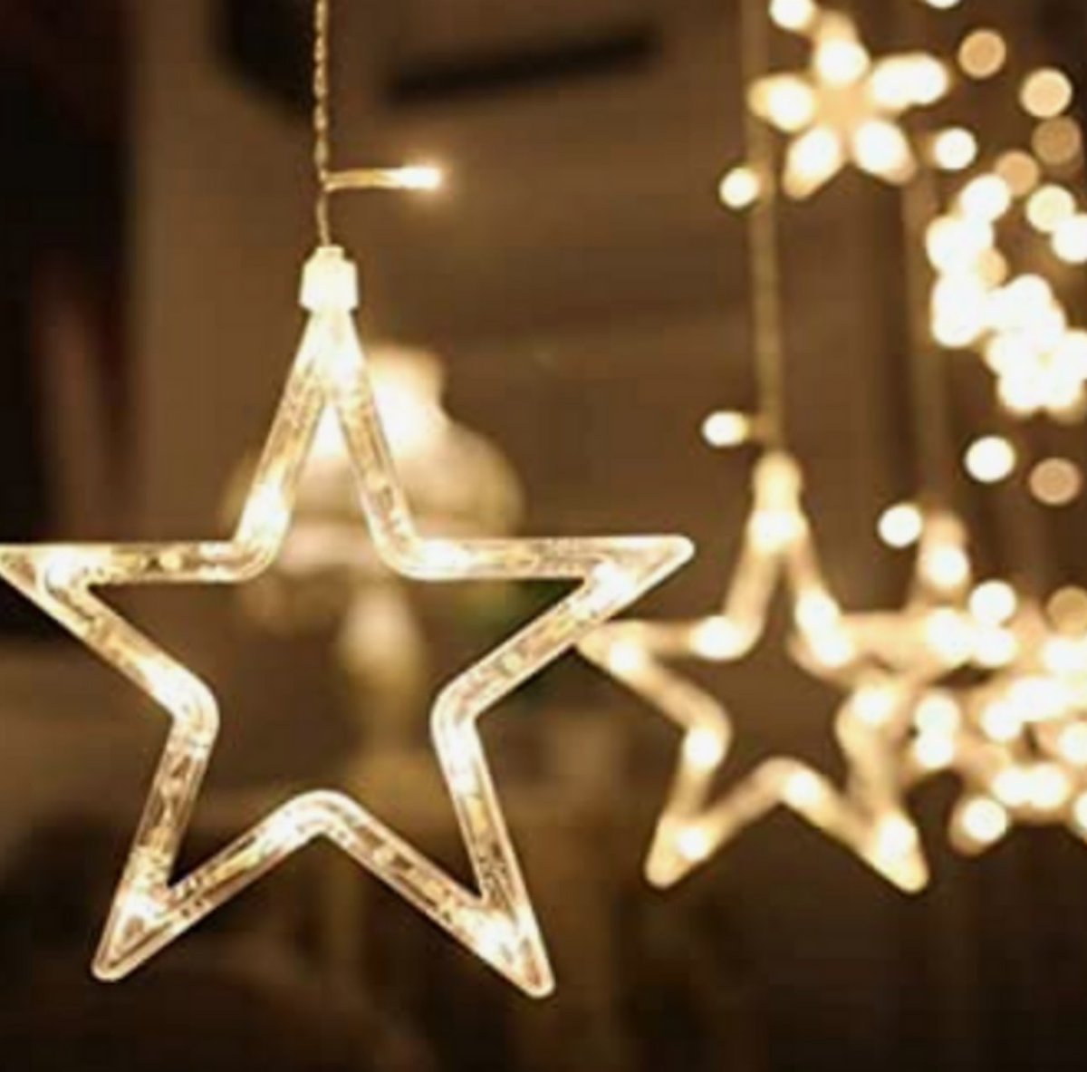 YOU ARE INVITED:
CTT, with FCC, will hold the Official Lighting Up of  Castleknock's Christmas Tree on Mon 2nd Dec at 6.30pm,  beginning inside St Brigid’s Church with a short performance by St Brigid’s National School choir.  

castleknocktidytowns.com/post/you-are-i…

<a href="/Fingalcoco/">Fingal County Council</a> <a href="/CLTCOffice/">Castleknock Lawn Tennis Club</a>