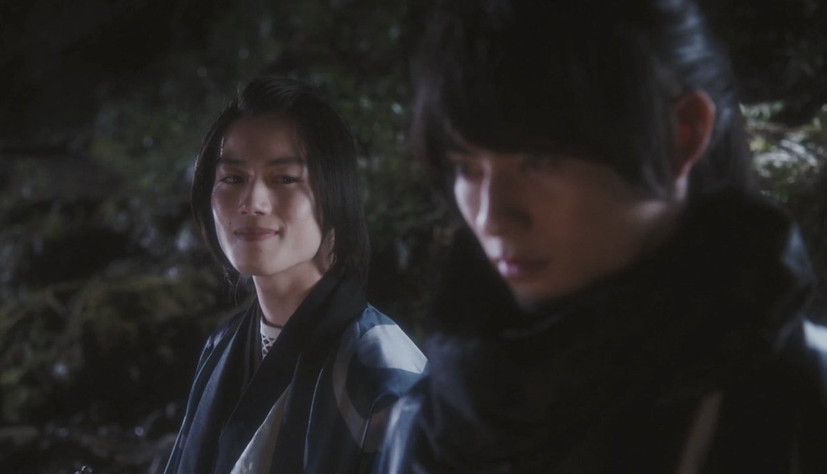 ⠀⠀⠀⠀⠀⠀⠀ 
                    「บทที่.เจ็ด」

━━━━━━━━━━━━━━━━━━━━━━━

ช่วงเวลาที่ได้อยู่ร่วมกัน ของเราสองคน มิอาจประเมินค่าได้ ตัวข้า . . . คามางิริ ไดซาคุ หวงเเหนทุกสิ่งเหล่านี้มากเสียเหลือเกิน มากเสียจนคิดว่ารุ่งเช้าวันใหม่ ทั้งหมดที่โอบล้อมหัวใจตน