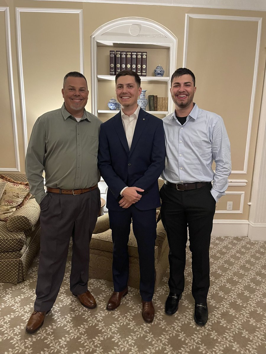 Capy404dev's tweet photo. Took the weekend off from racing to celebrate my brother @522kustoms getting married. I wanna wish him and Kenan the very best. https://t.co/WJr4TRFCrA