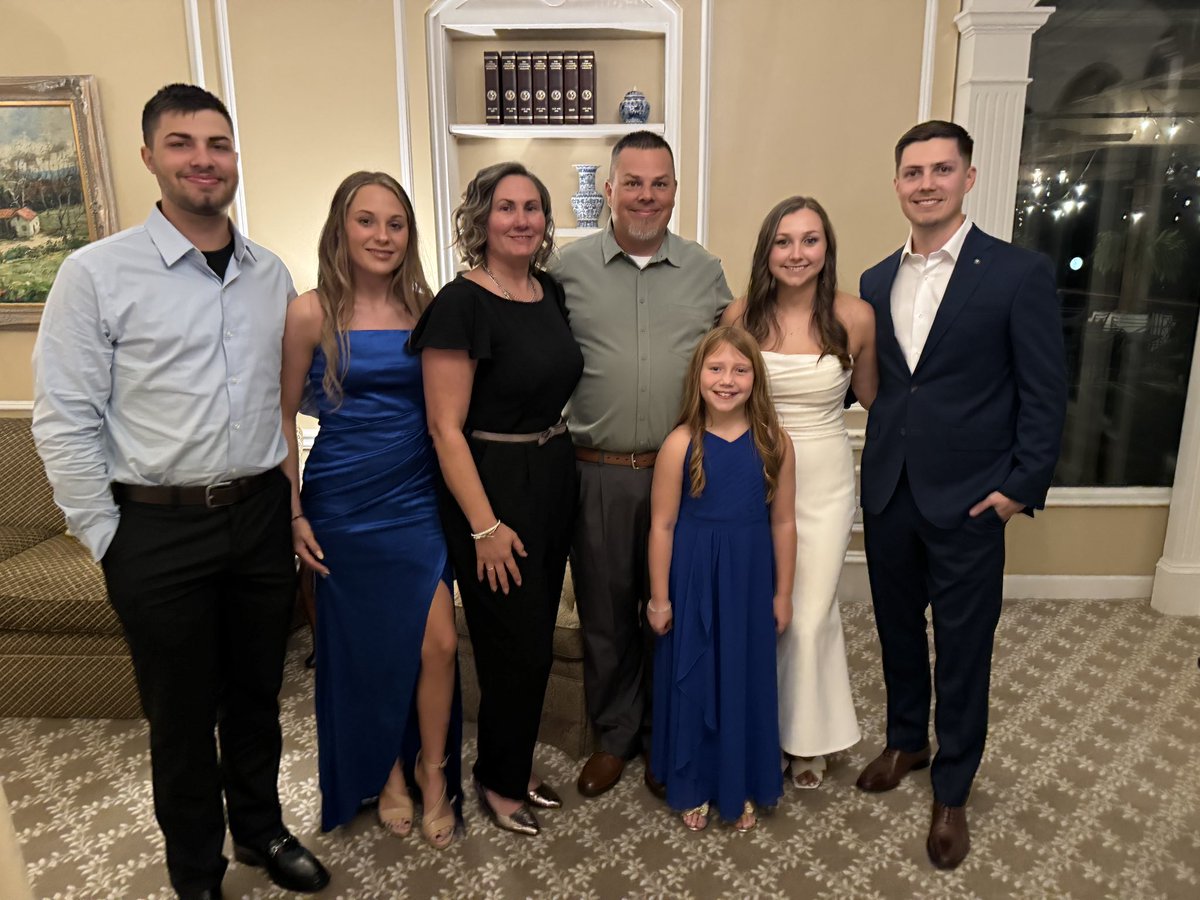 Capy404dev's tweet photo. Took the weekend off from racing to celebrate my brother @522kustoms getting married. I wanna wish him and Kenan the very best. https://t.co/WJr4TRFCrA