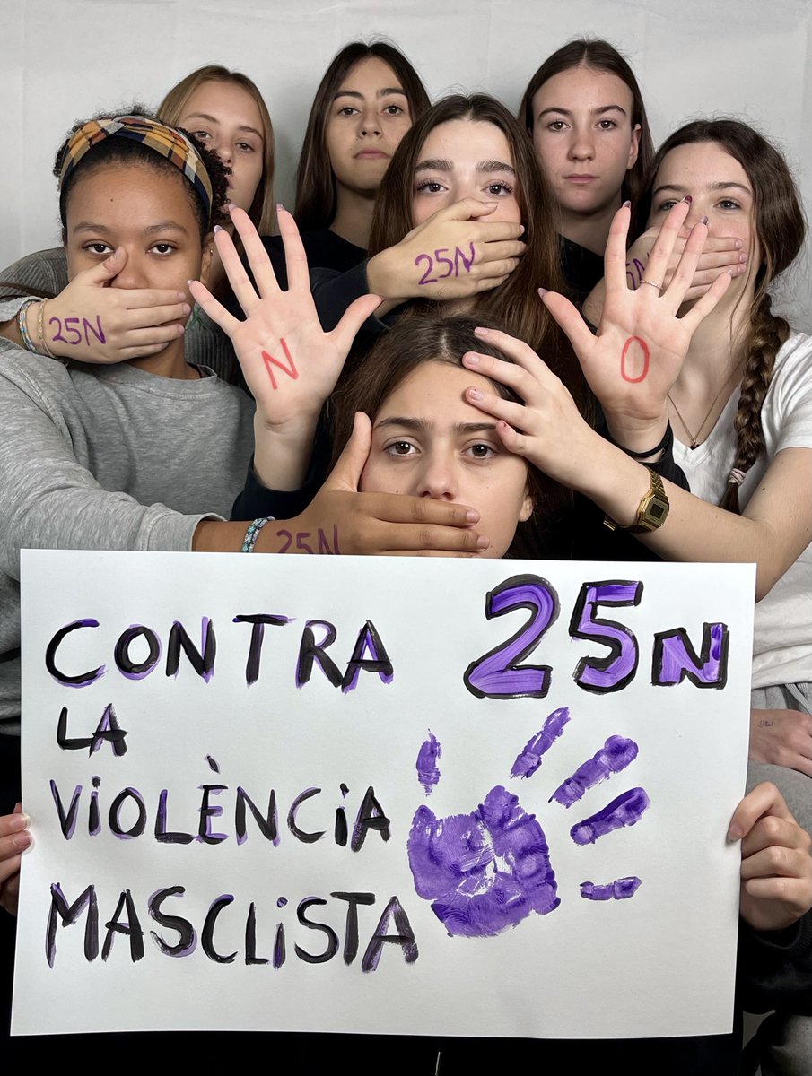 InsPereRibot's tweet photo. L'Institut Pere Ribot de Vilassar de Mar diu NO a les violències masclistes.
Som-hi!
@VilassardeMar @vilassarradio @SSTTMVO
https://t.co/A9p3wxH0Lx
#orgulldalumnes https://t.co/APYK1oypGi
