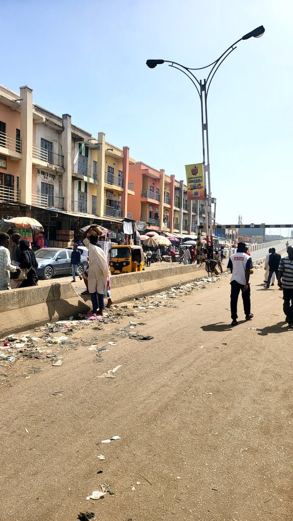 AM_Saleeeem's tweet photo. Malam Bashir a dinga verifying information da kyau don Allah. Mutane da yawa suna ganin kimar ka.

The picture you posted is misleading this is the current situation of the market, today; https://t.co/1GYoYzbCv6