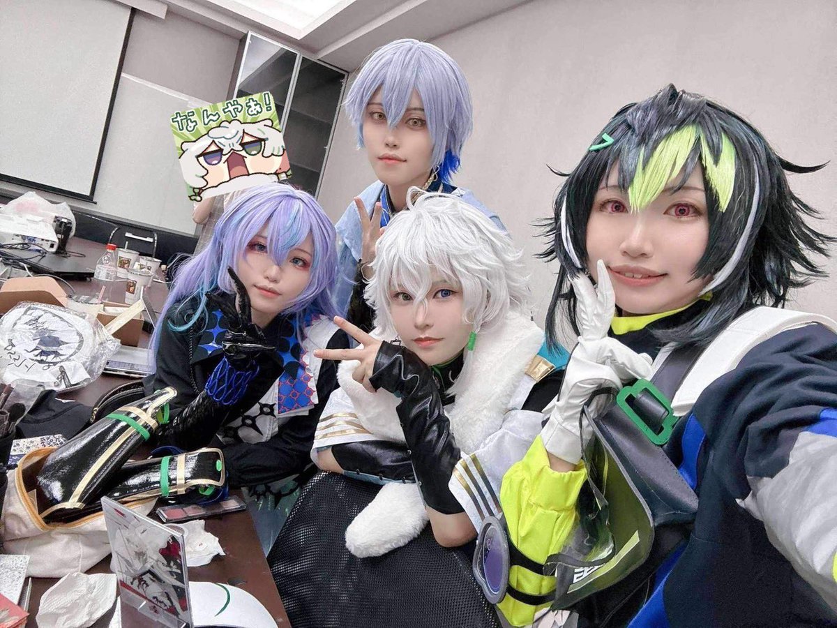 縹 Hanada tweet media
