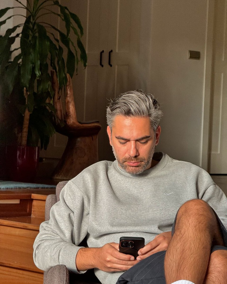 Meroo44862563's tweet photo. #KadirDoğulu king 👑🖤 @kadirdogulu https://t.co/56uyvDAV8v