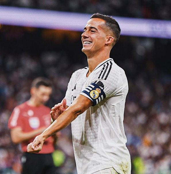 FabrizioRomano's tweet photo. ⚪️🔙 Record recovery for Lucas Vázquez who will be back for Liverpool game, called up with Real Madrid squad. https://t.co/D1brnoSaHu