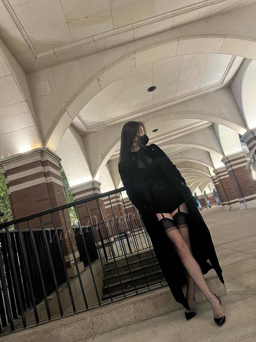 VioletteVivian tweet media