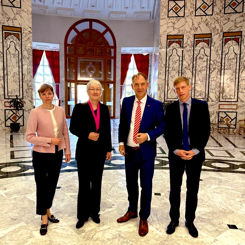 Our teams from <a href="/GermanyDiplo/">GermanForeignOffice</a> and <a href="/GermanEmbassyTN/">Allemagne en Tunisie 🇩🇪🇹🇳</a> had a friendly and productive exchange with Tunisian counterparts <a href="/TunisieDiplo/">Tunisie Diplomatie🇹🇳</a> today.