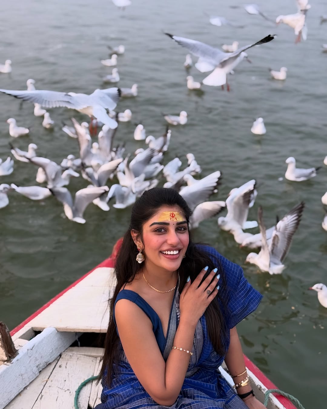 GdO9PrkXIAA0CQs?format=jpg&name=large