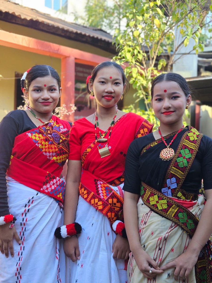 KV Dibrugarh (@kdibrugarh) on Twitter photo Visit to tribal homes under Janjatiya Gaurav Pakhwada.
<a href="/EduMinOfIndia/">Ministry of Education</a>
<a href="/KVS_HQ/">Kendriya Vidyalaya Sangathan</a>
<a href="/KVSRO_TINSUKIA/">KVS RO TINSUKIA</a>
<a href="/PMOIndia/">PMO India</a> Visit to tribal homes under Janjatiya Gaurav Pakhwada.
<a href="/EduMinOfIndia/">Ministry of Education</a>
<a href="/KVS_HQ/">Kendriya Vidyalaya Sangathan</a>
<a href="/KVSRO_TINSUKIA/">KVS RO TINSUKIA</a>
<a href="/PMOIndia/">PMO India</a>