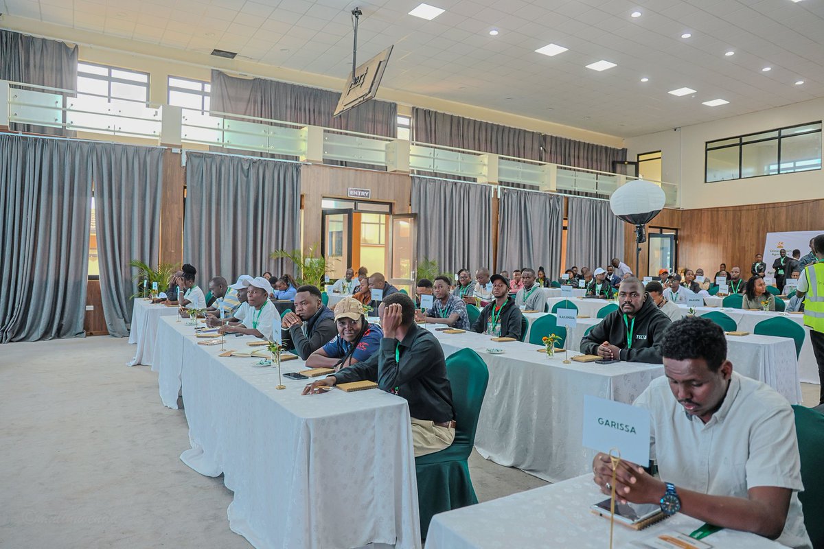 AchandoC's tweet photo. I am privileged to be part of the great upcoming force in agriculture and climate action under smachs foundation.The discussion is all about encouraging more young people to explore agriculture as a viable career.
#GettingYouth2Farm
#SmachsFoundation
#ClimateAction
#SCYAs https://t.co/GugssnOg4c