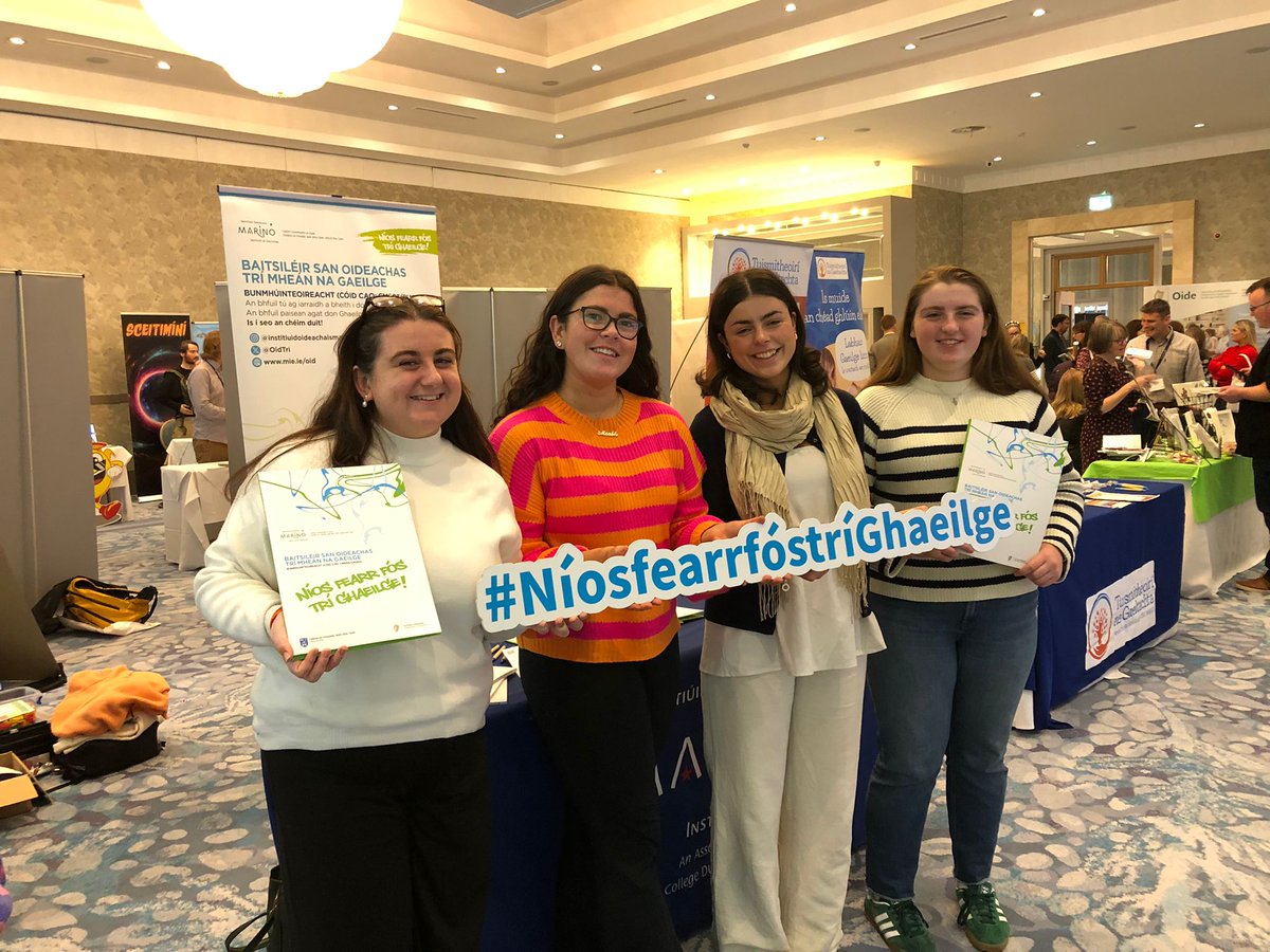 Baitsiléir san Oid. Trí Mheán na Gaeilge tweet media