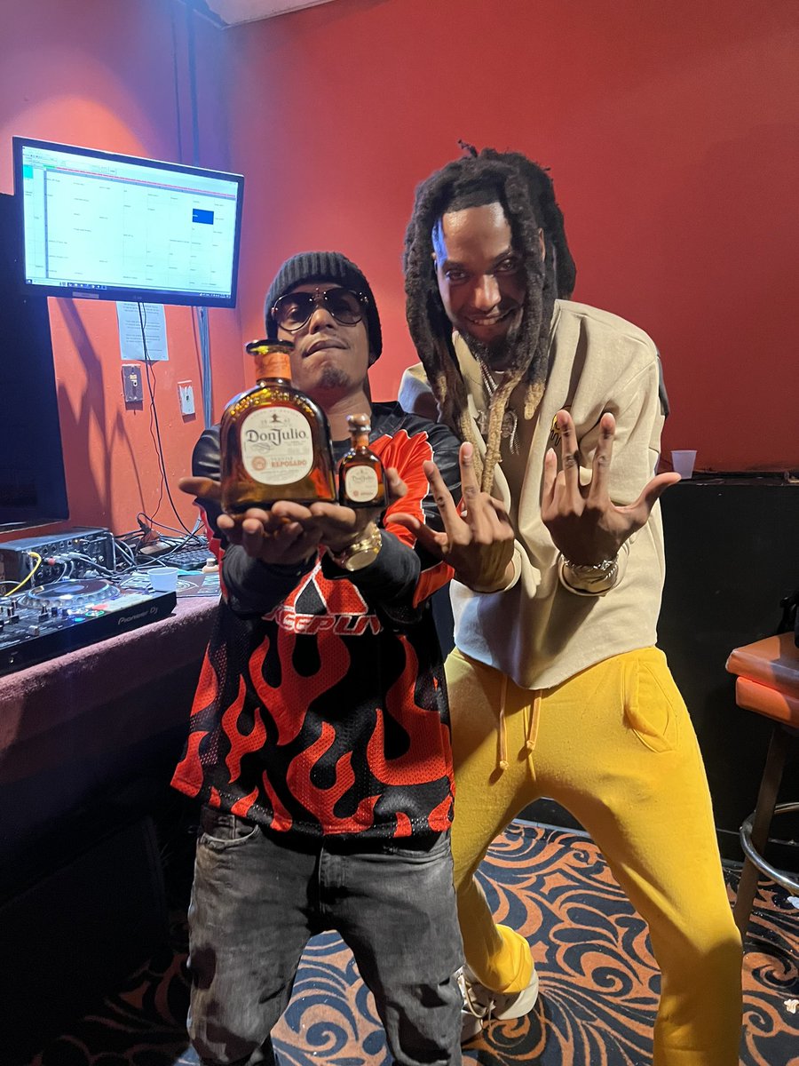 LilBankhead tweet media