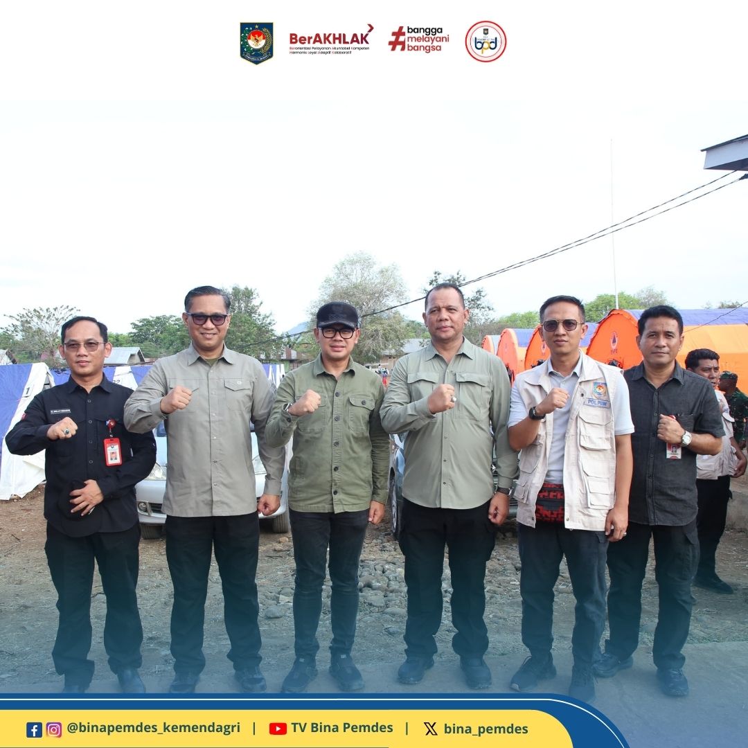 bina_pemdes's tweet photo. Korpri Kemendagri menunjukkan solidaritas tinggi terhadap pengungsi erupsi Gunung Lewotobi di Flores Timur. Melalui bantuan senilai Rp100 juta, Korpri menyumbangkan peralatan penting bagi pengungsi, termasuk peralatan dapur, alat kebersihan, dan peralatan sekolah untuk anak-anak. https://t.co/NHa51lDkpC