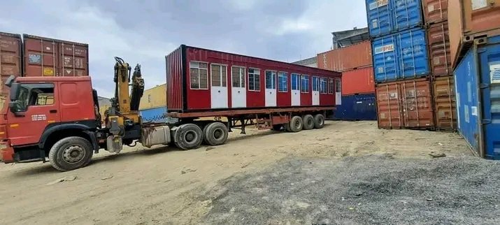 mutune_rico's tweet photo. A brand new week to remind you that I'm your best plug for Containers Fabrication.
We also sell & lease out plain 20ft & 40ft Containers.
Nationwide transportation available โ
๐0710 947 695
๐Containers Kenya, Off Mombasa Rd
#Containerskenya
#Containerstallskenya https://t.co/GtkG54RGO2